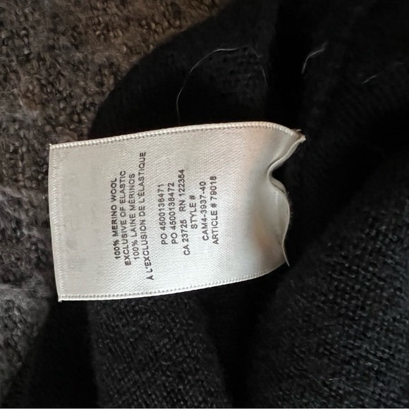 Black Wilfred Merino wool v-neck sweater. XS - Picture 4 of 4